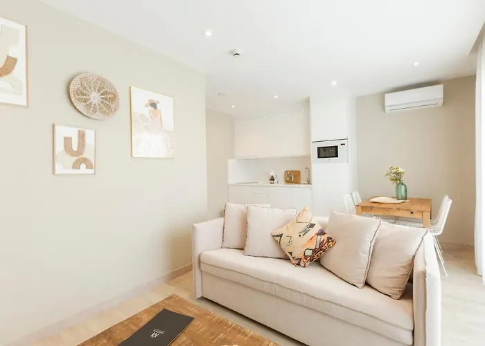 Martalia Arenal 公寓 *